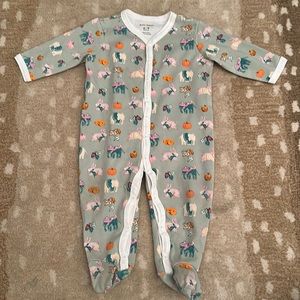 Roller Rabbit Pumpkin Spice Onesie 6-9 mos